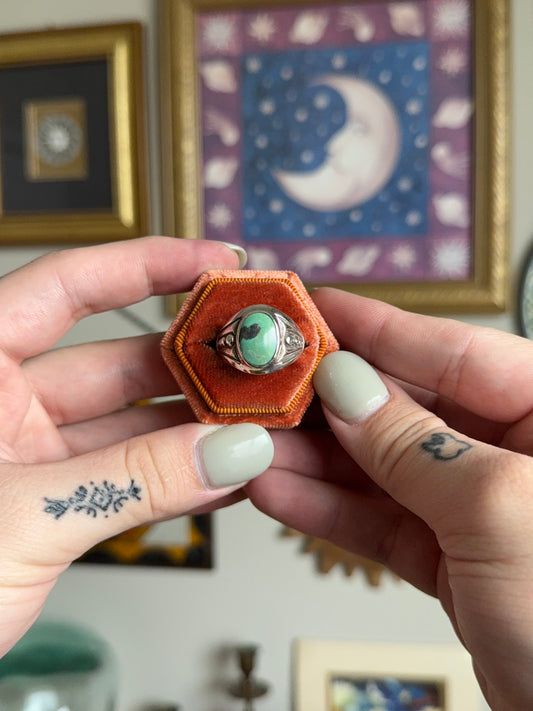 Turquoise cabochon signet