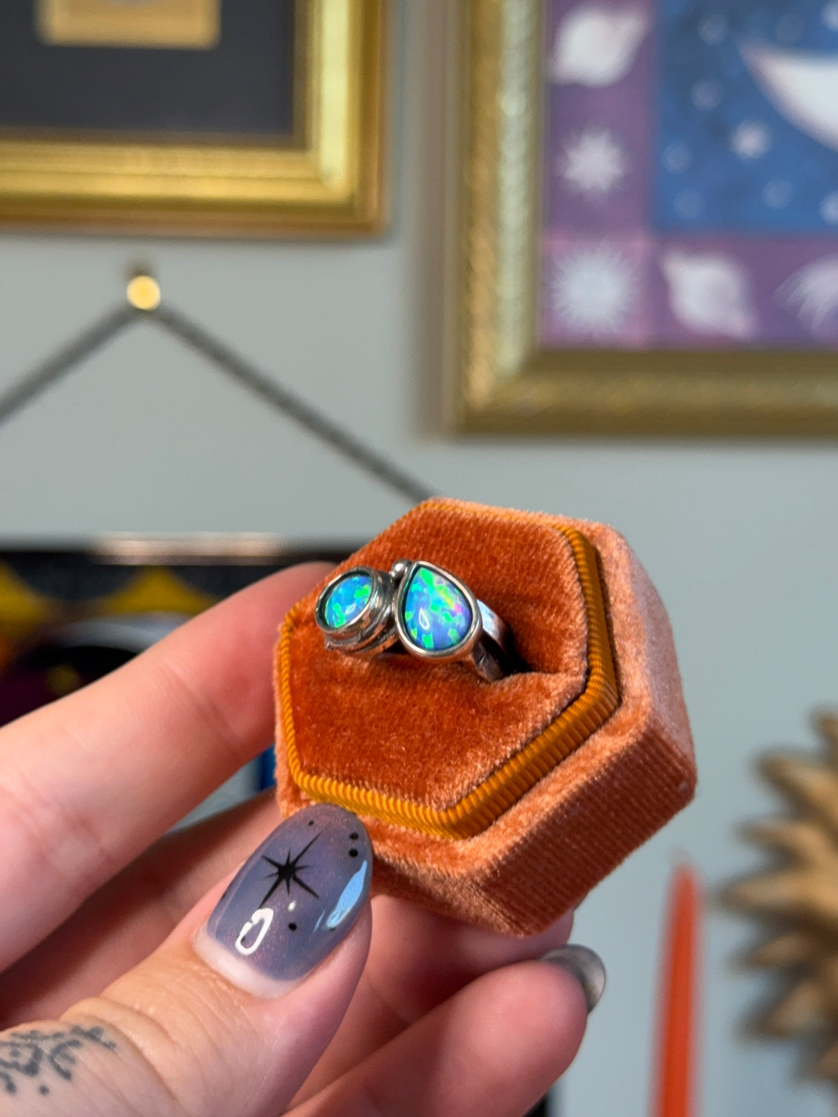 Double opal band