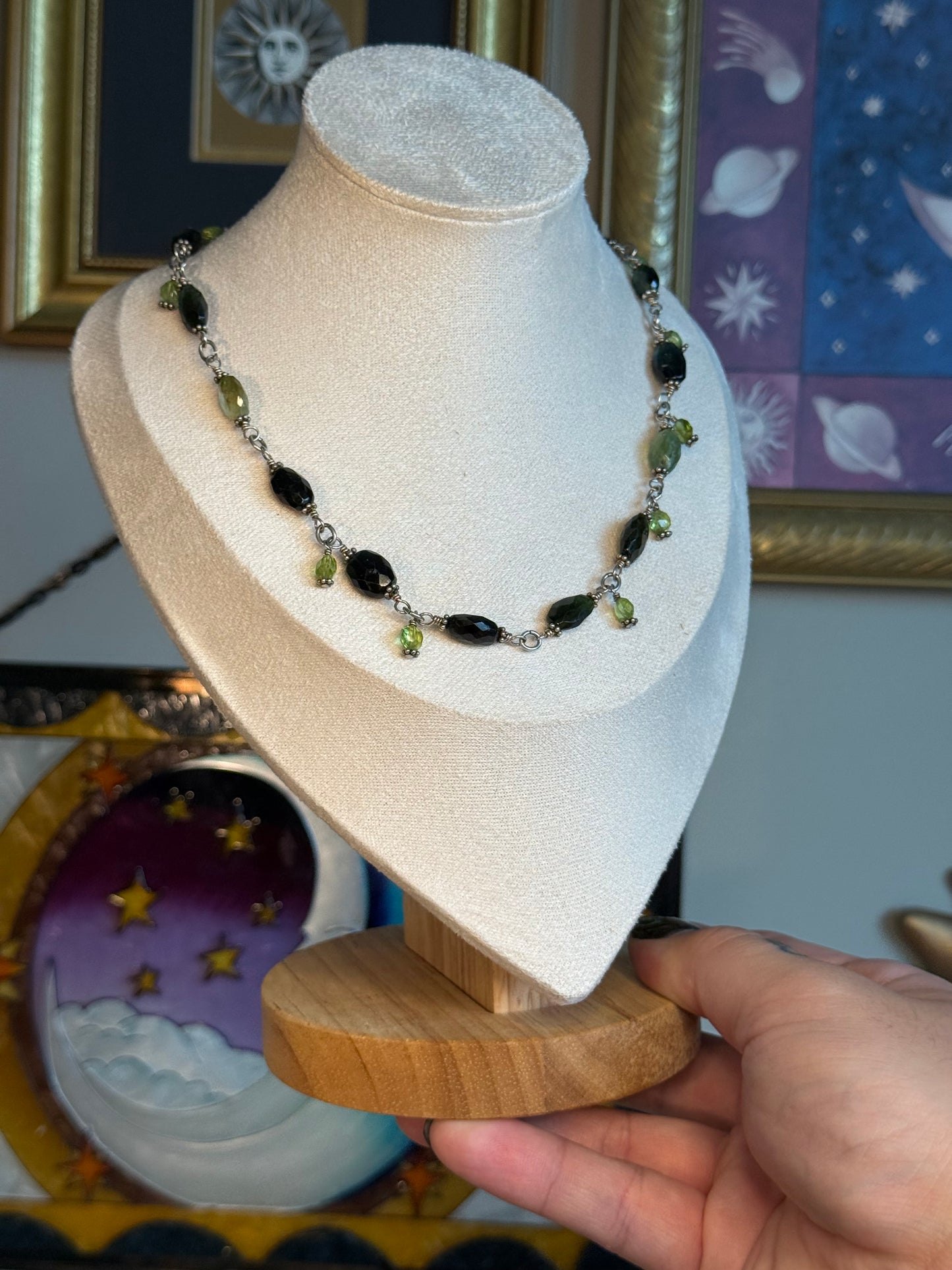Multi beaded green necklace