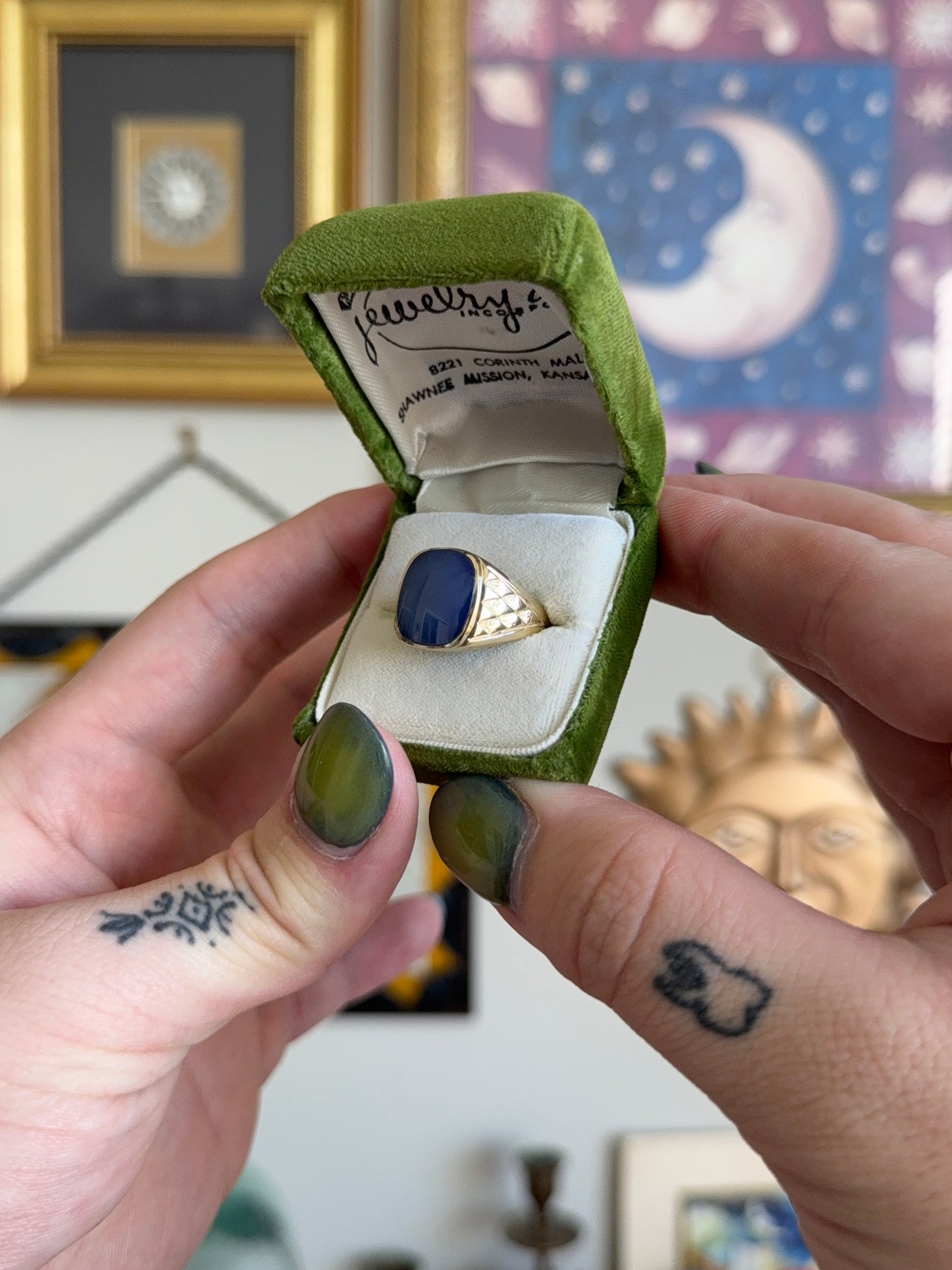 Blue star sapphire Signet ring