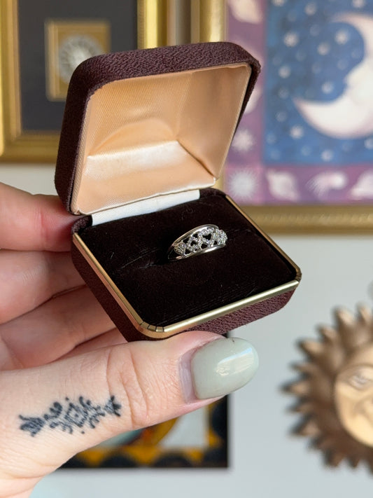 White gold heart band