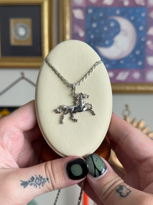 Running horse necklace