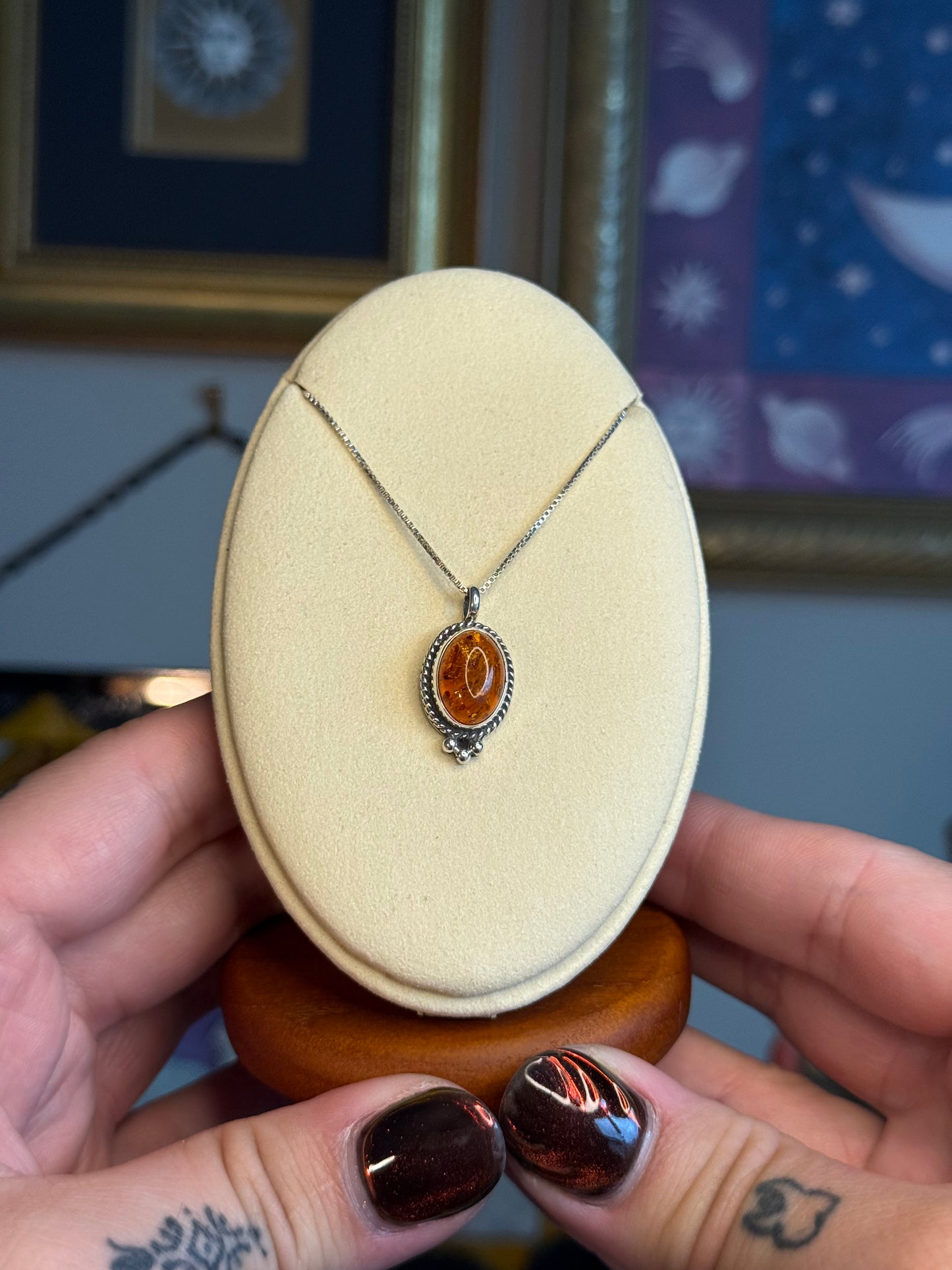 Baltic amber oval necklace