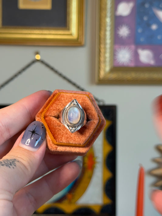 Detailed Moonstone ring