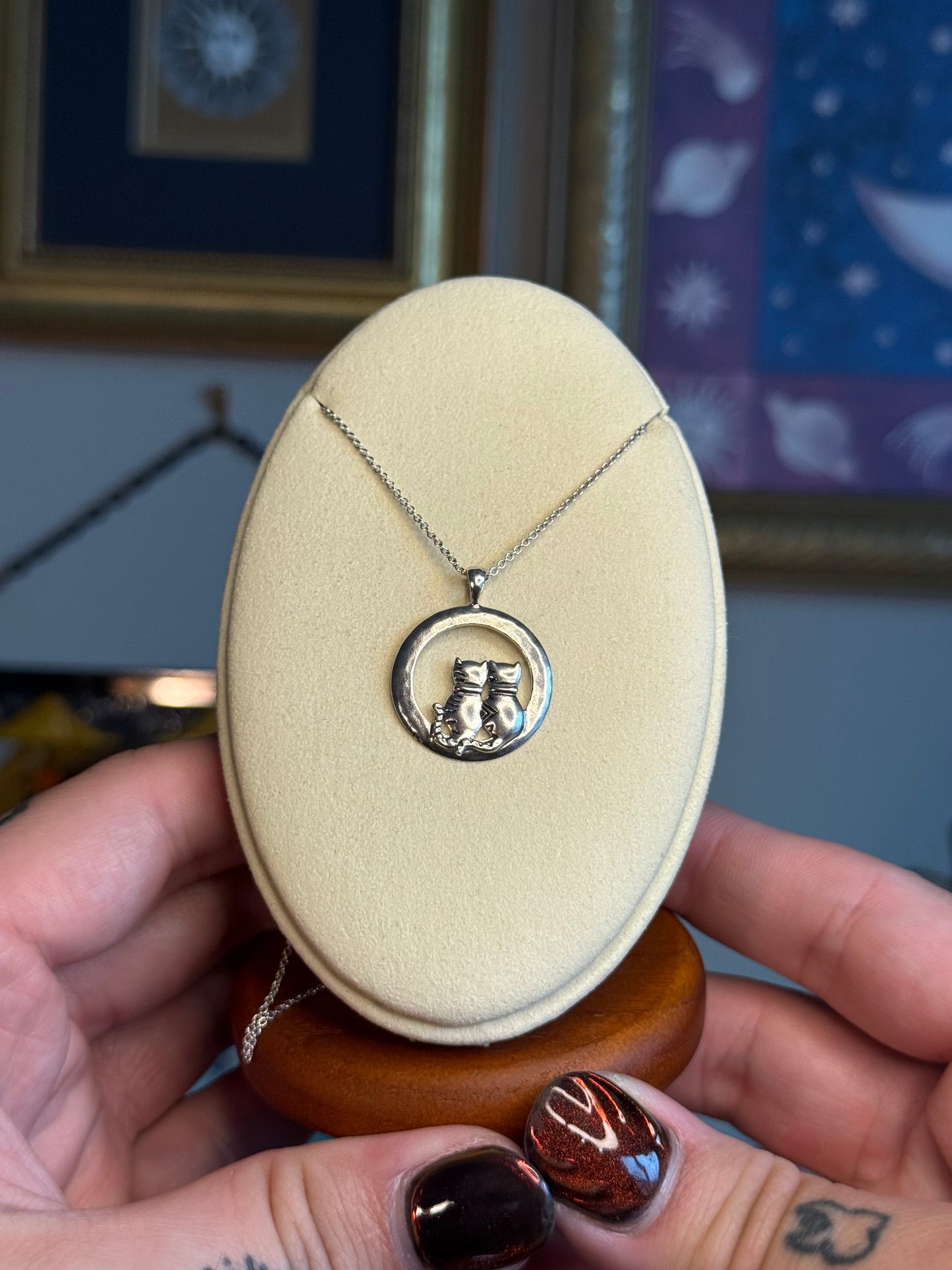 Double cat necklace