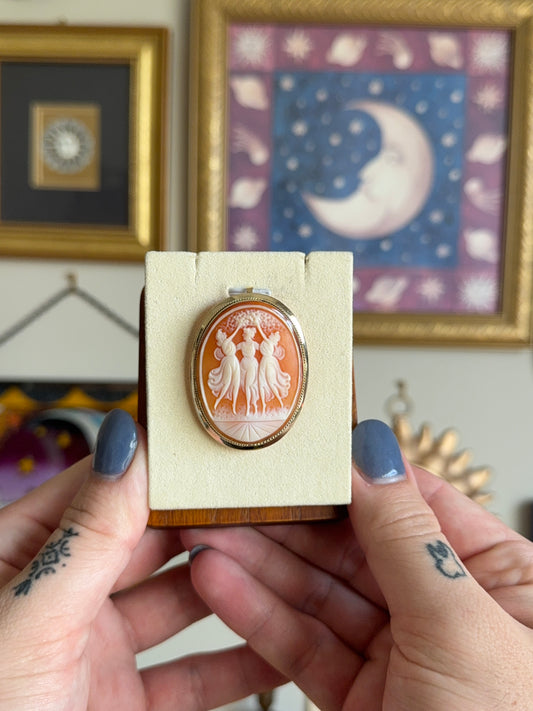 Antique Three graces cameo pendant