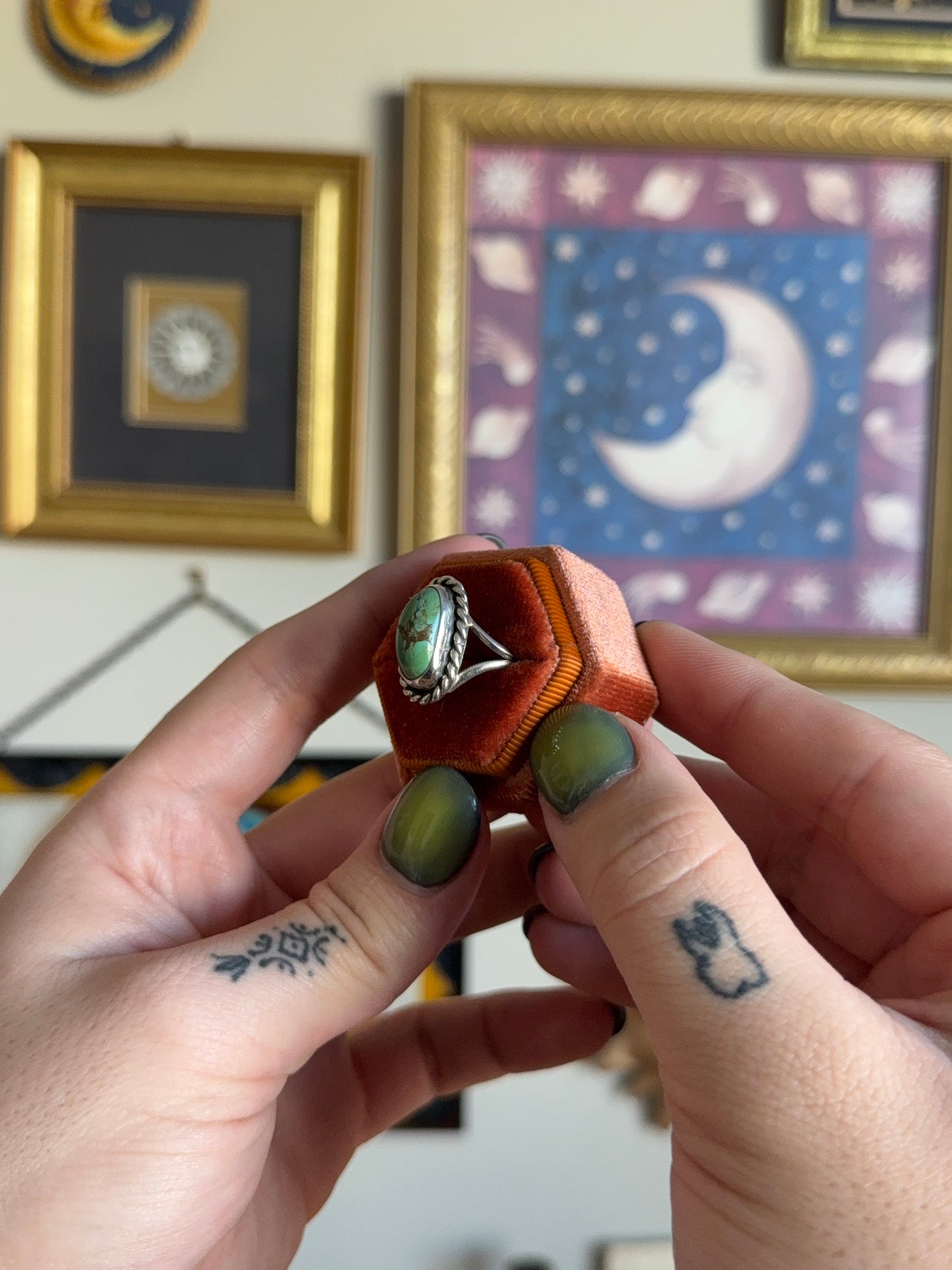 Green turquoise ring with twisted bezel
