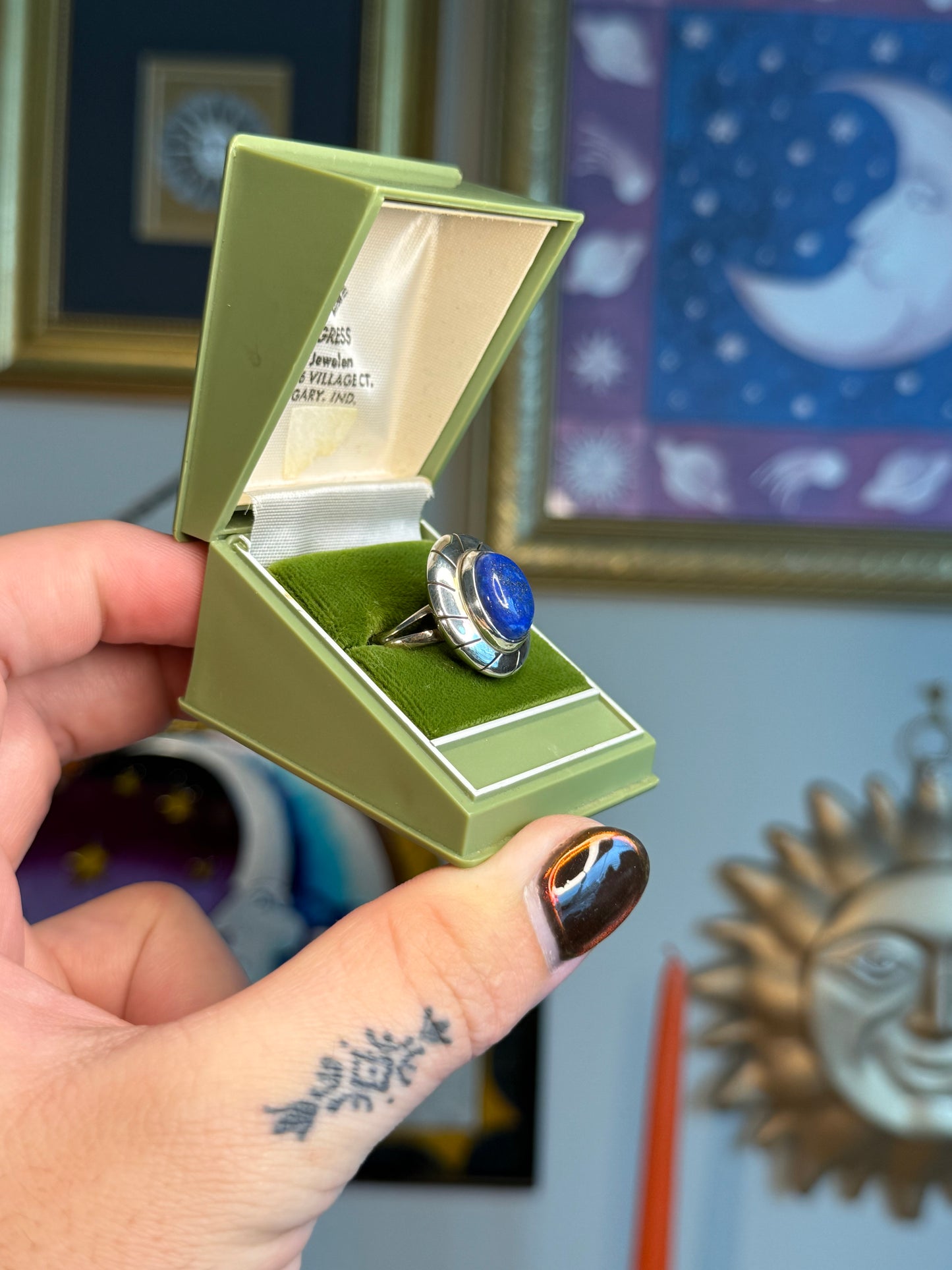 Lapis cabochon ring