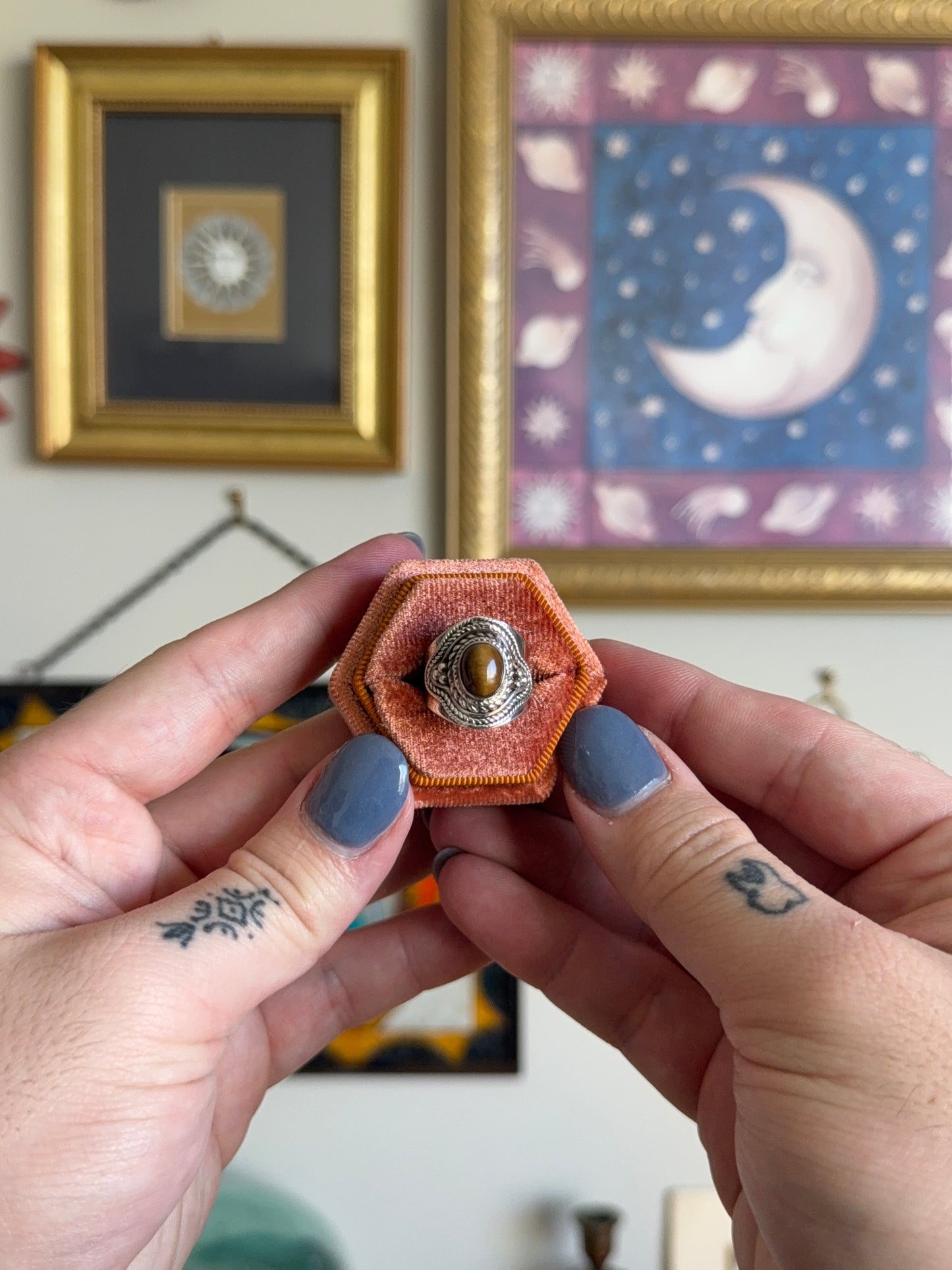 Tigers eye detailed band