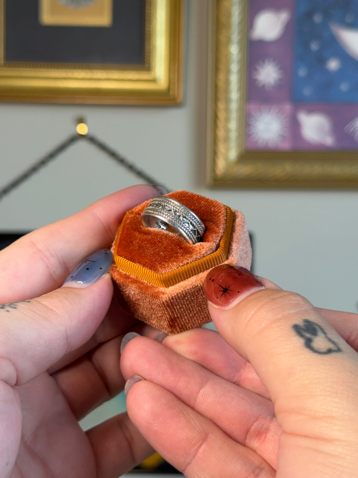 Detailed band