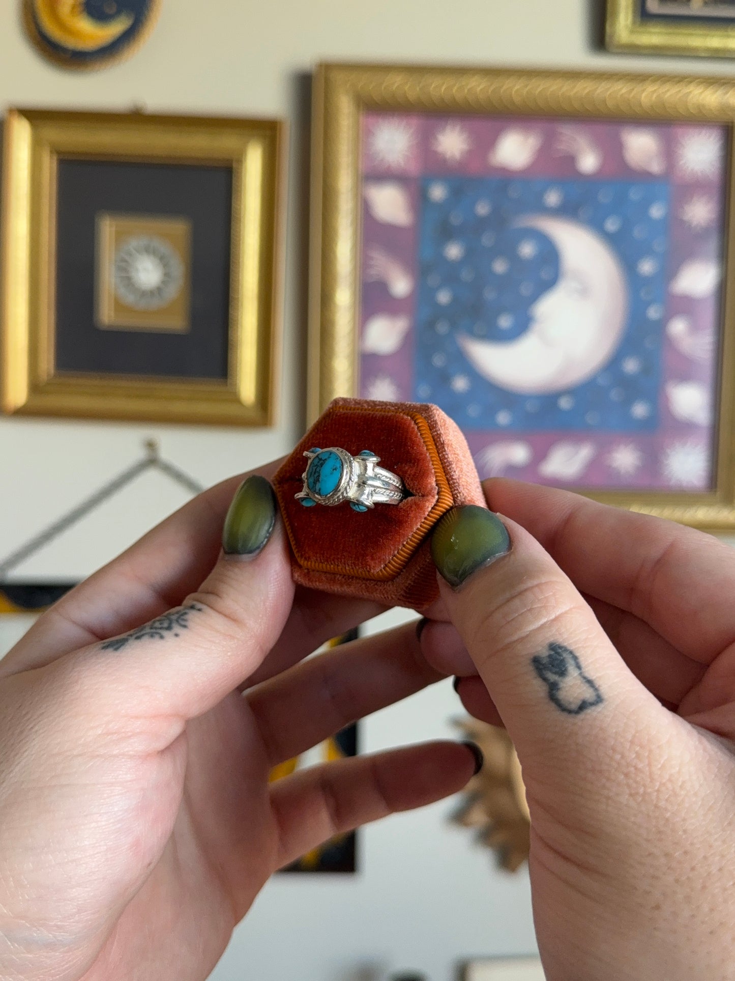 Turquoise detailed ring