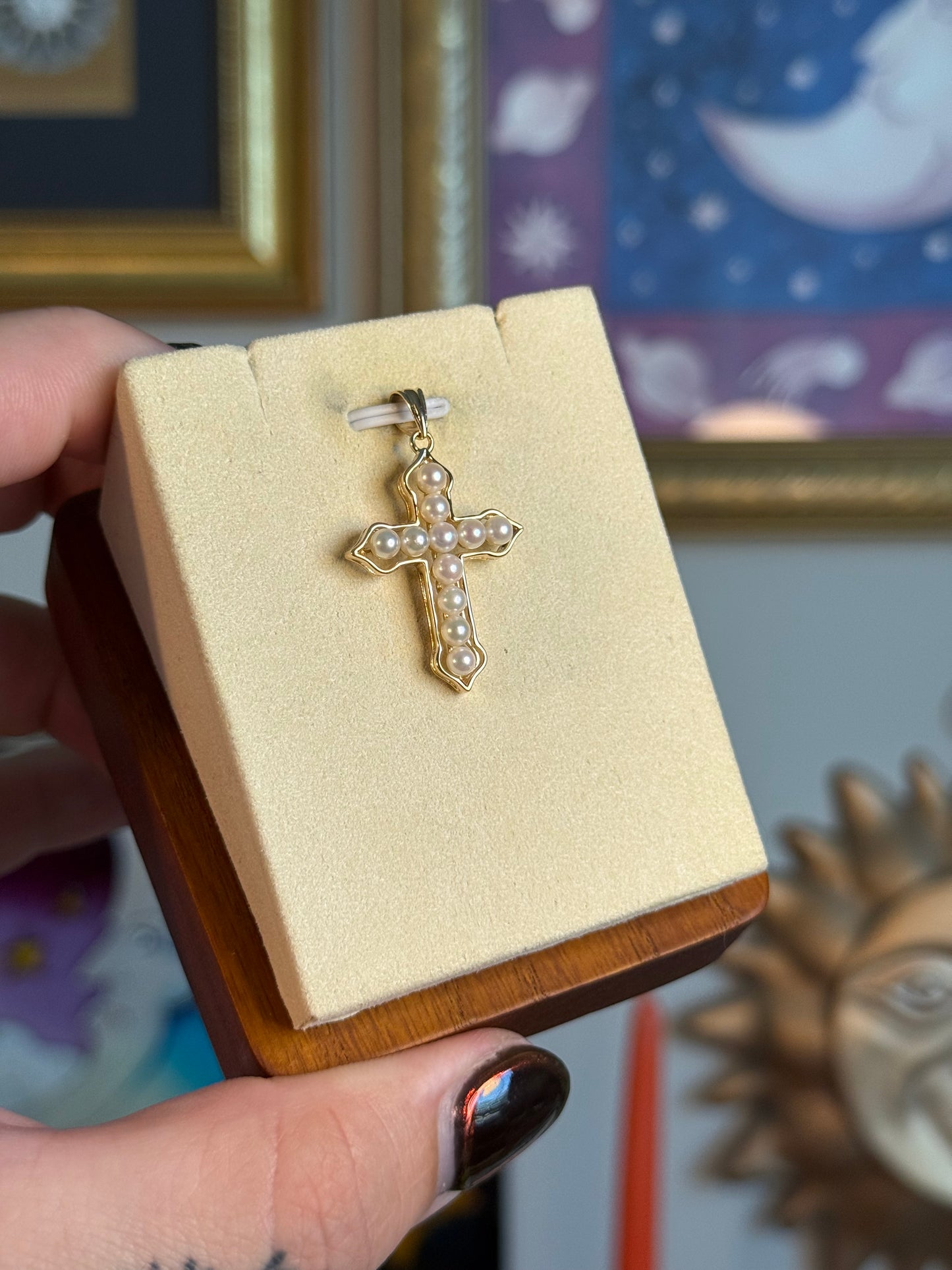 Pearl cross pendant