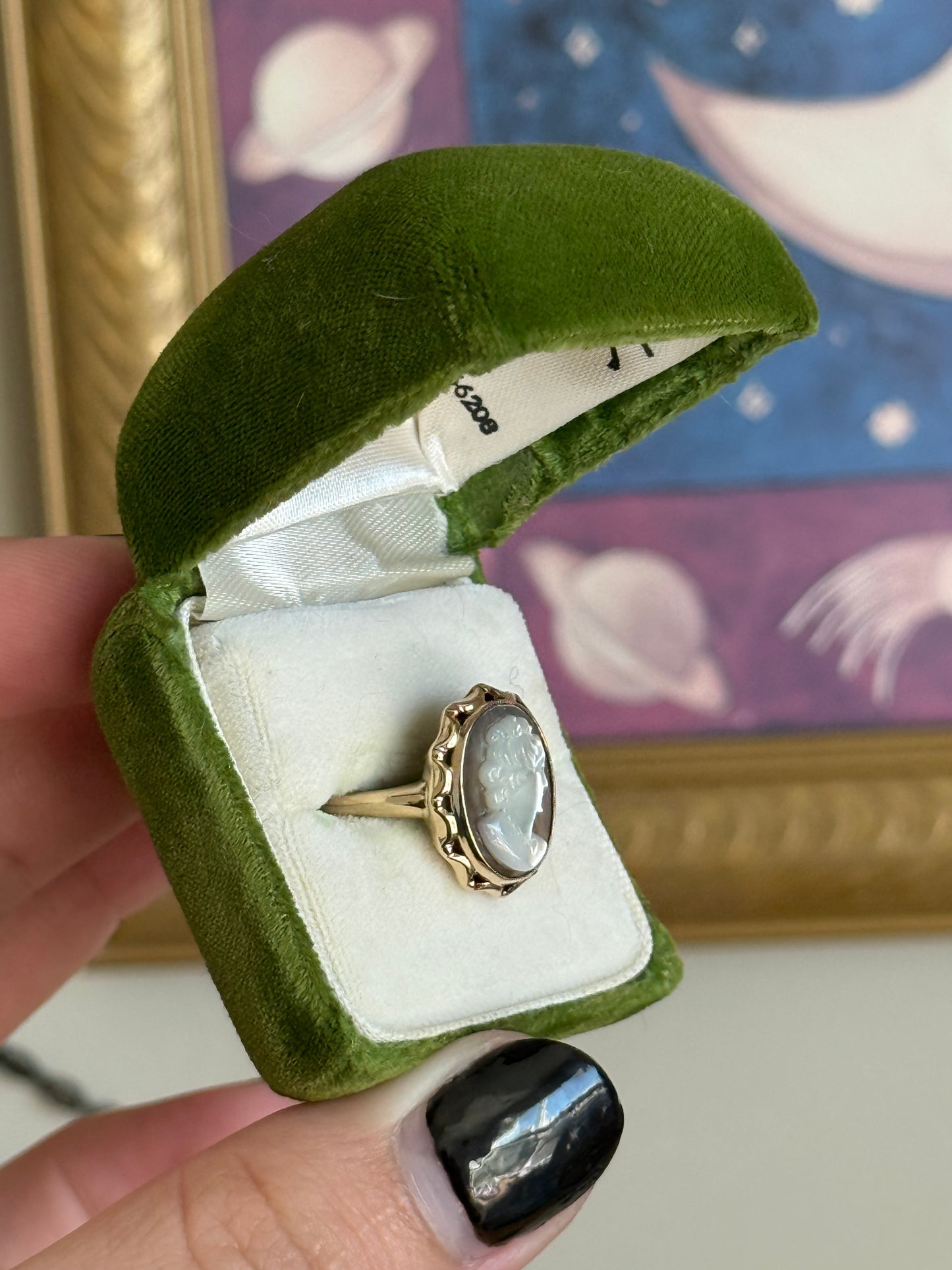 Mother of pearl cameo ring
