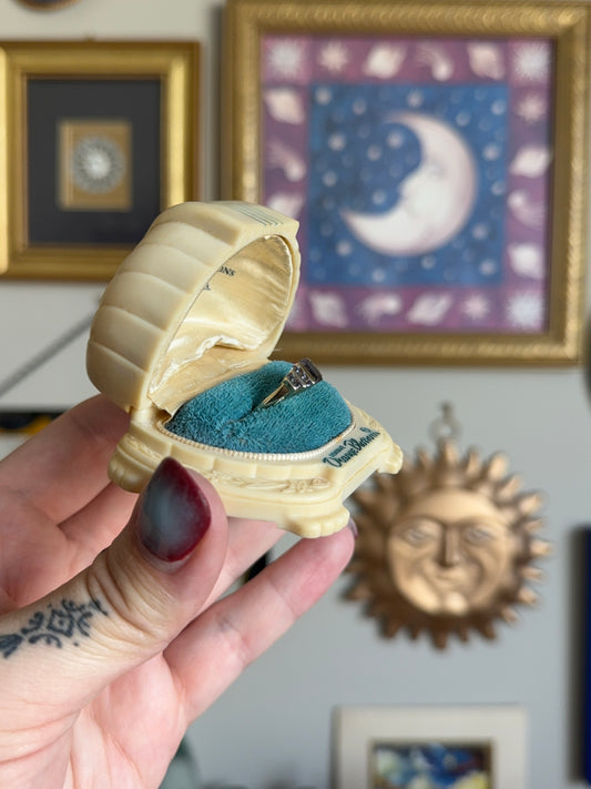 Yellow gold Tanzanite Ring