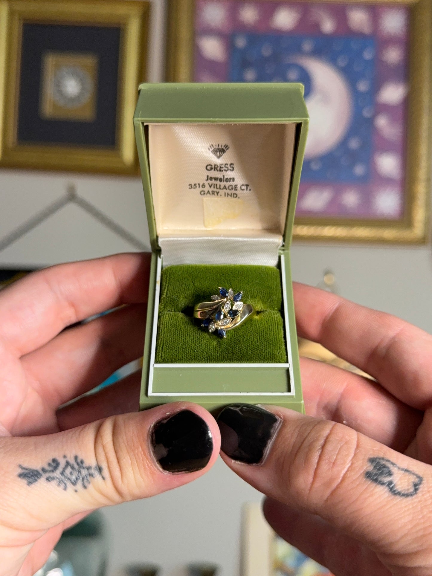 Gold sapphire and diamond cluster
