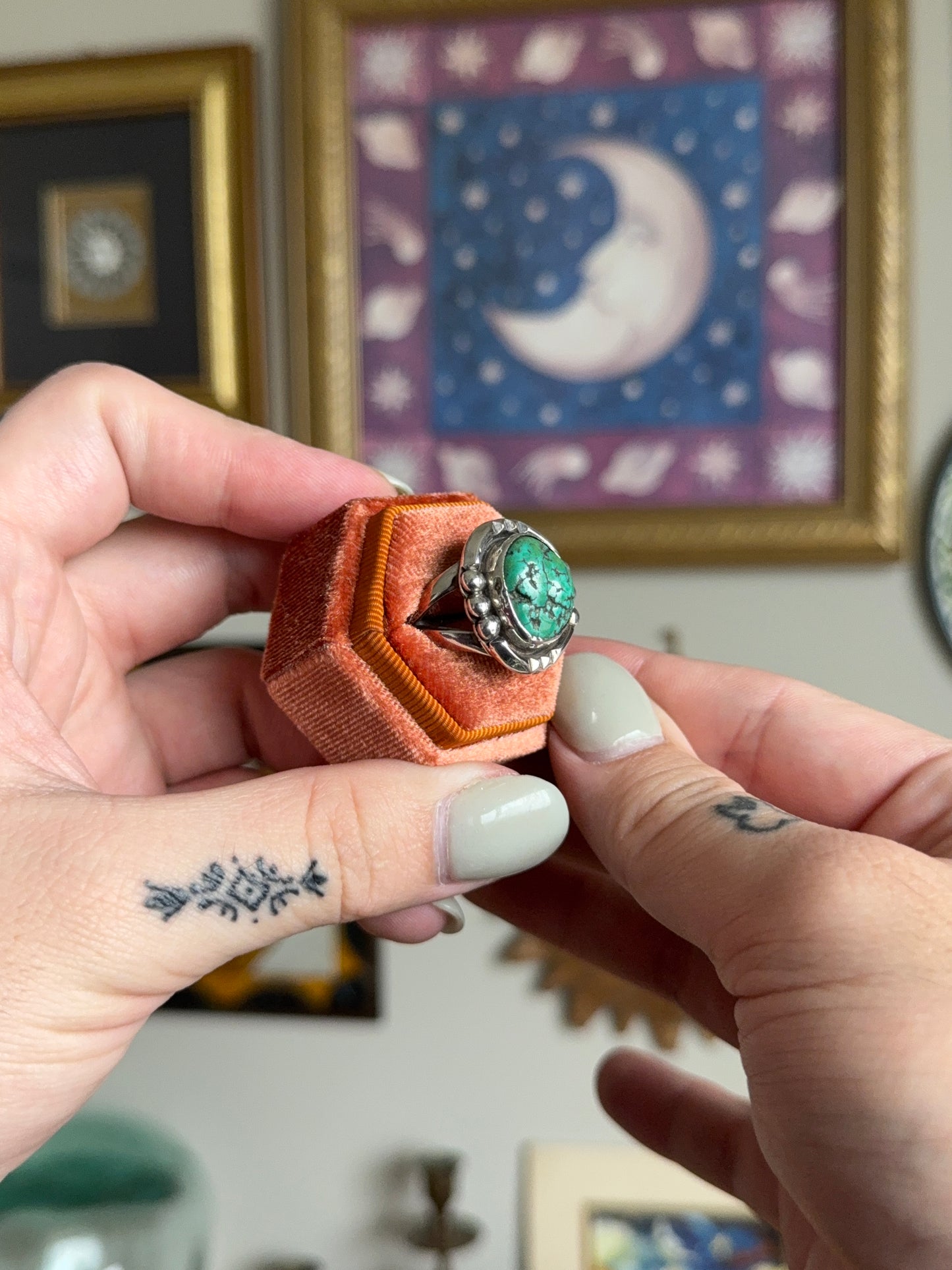 Turquoise oval signet