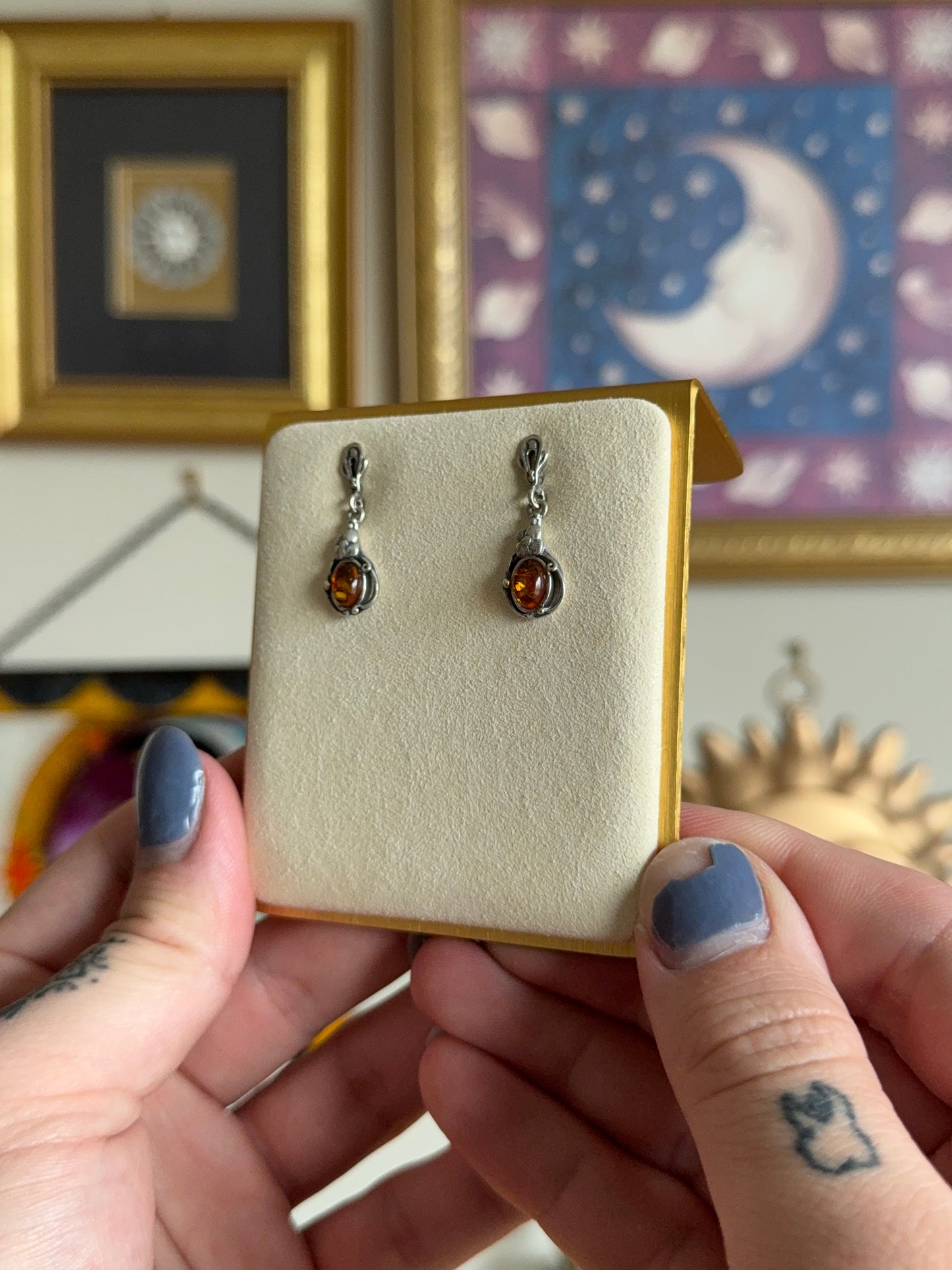 Flower oval amber earrings