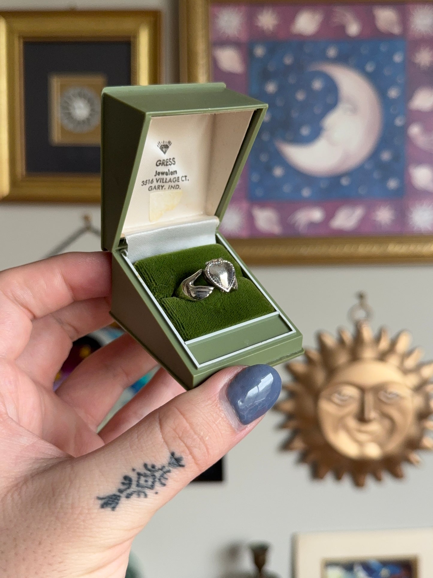 Claddagh Poison ring