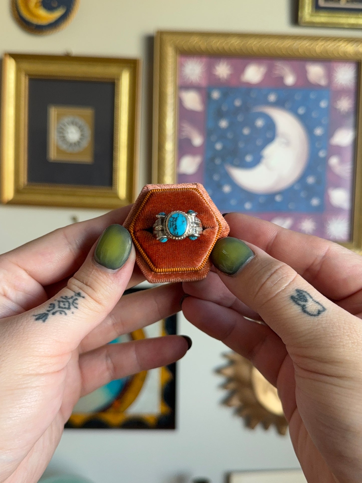 Turquoise detailed ring