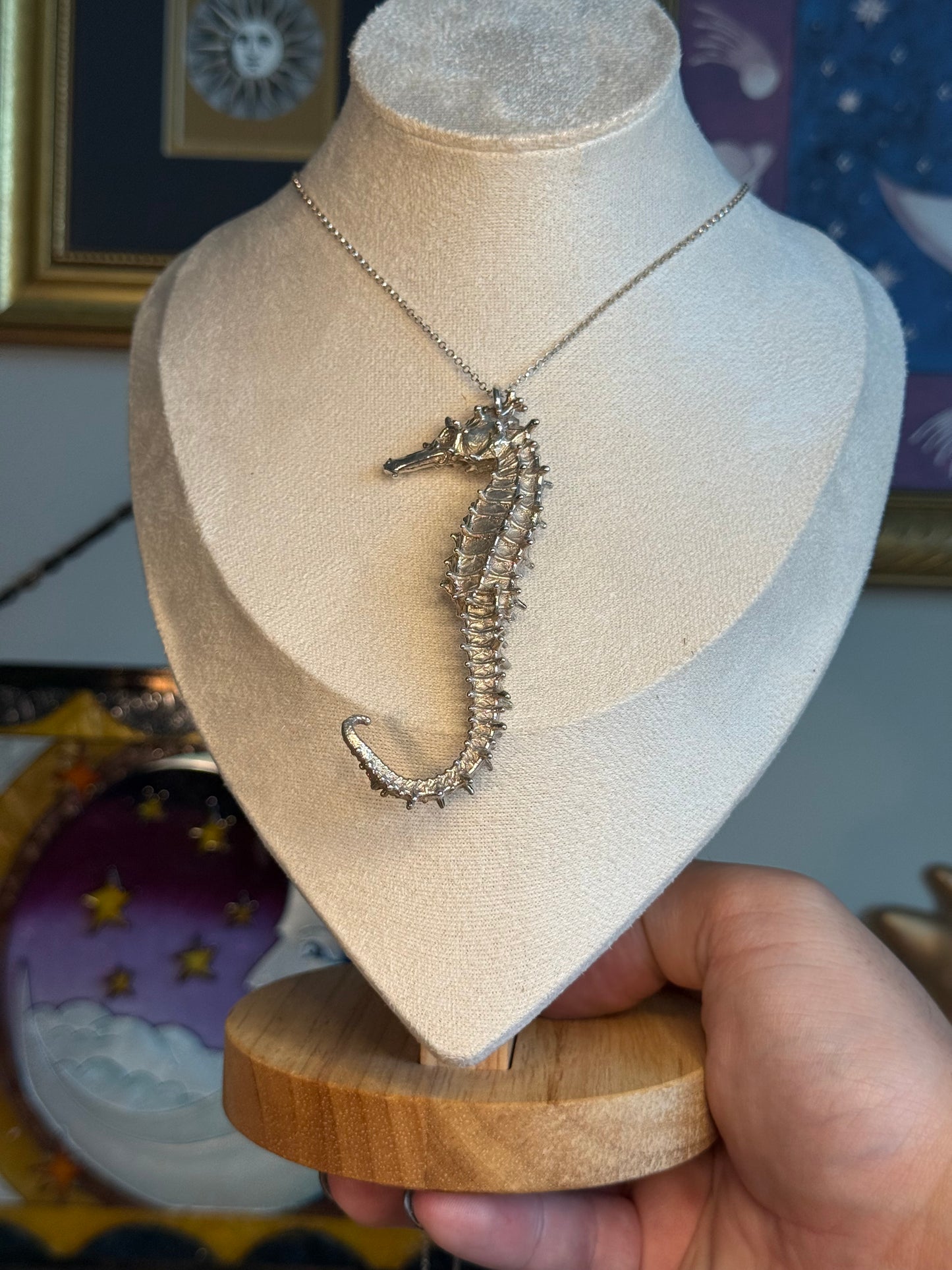 Sea horse cast necklace