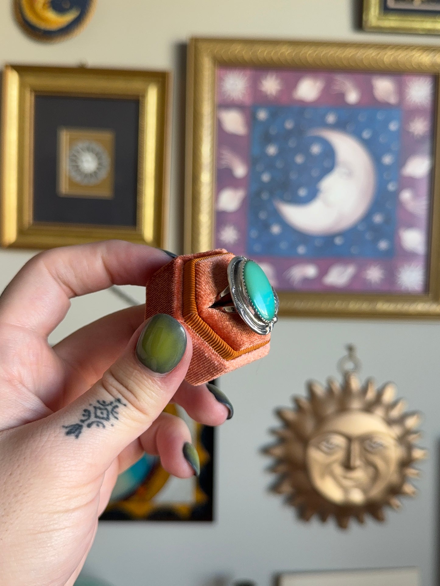 Big Turquoise oval with leaf motif