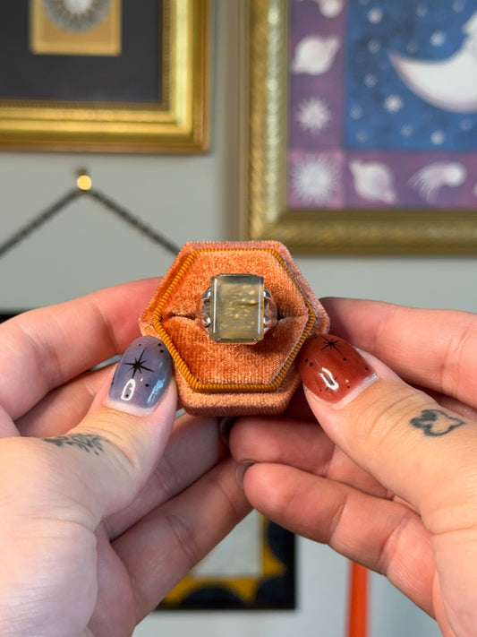 Agate signet ring