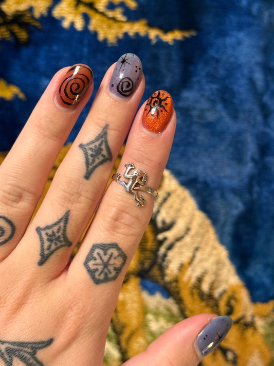 Frog ring